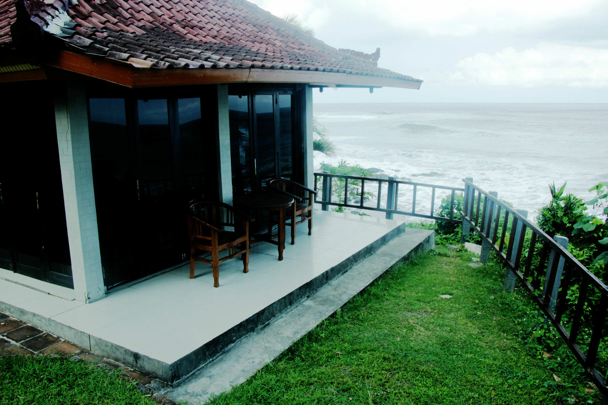 Soka Indah Restaurant & Bungalows Selemadeg  Εξωτερικό φωτογραφία