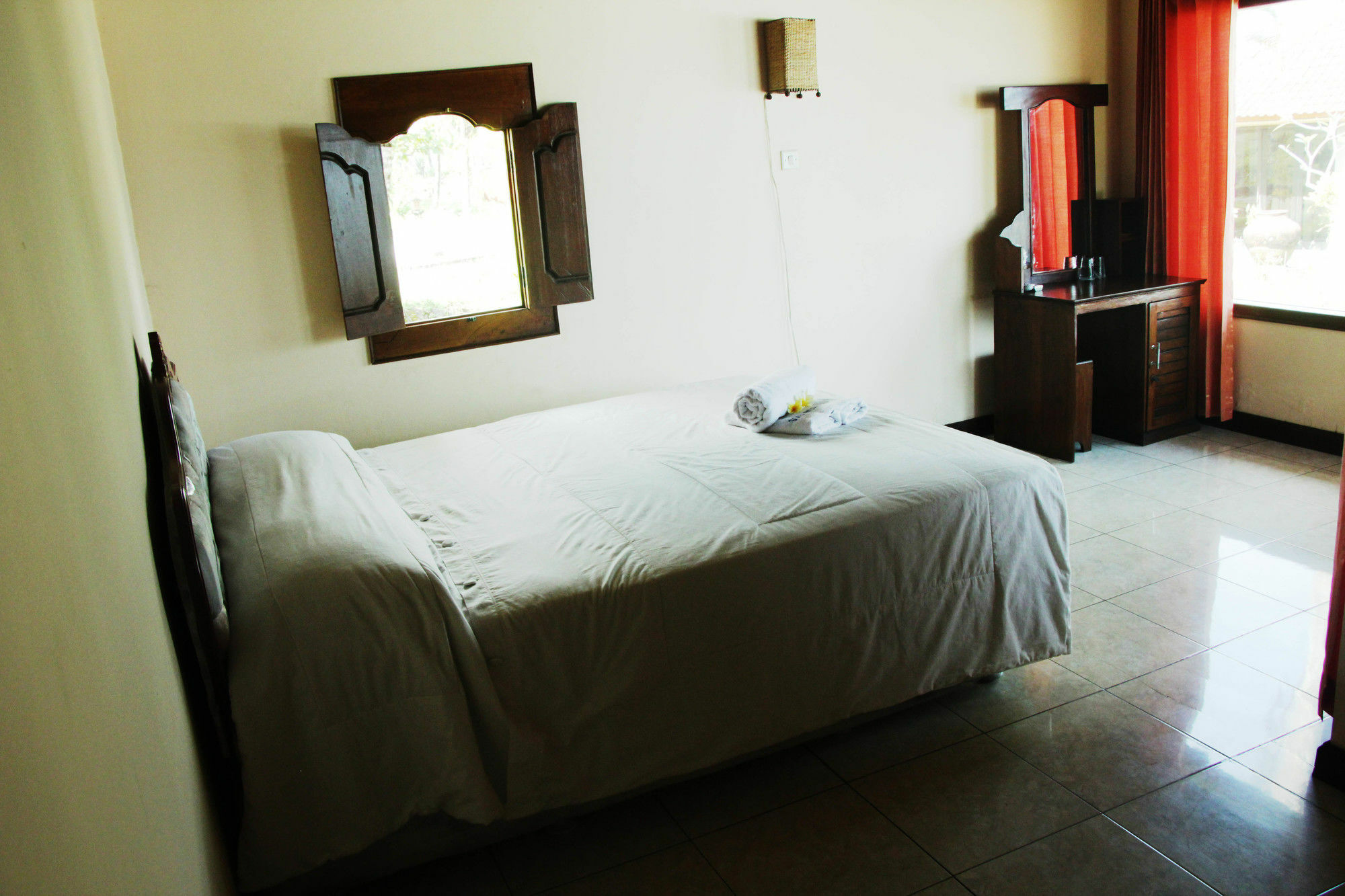 Soka Indah Restaurant & Bungalows Selemadeg  Εξωτερικό φωτογραφία